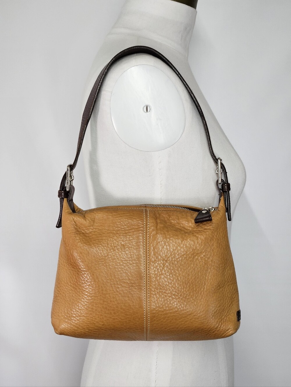 Dooney & Bourke 10x7x2" Shoulder Bag Pebbled Leather Tan Yellow Zip Brass Vintag